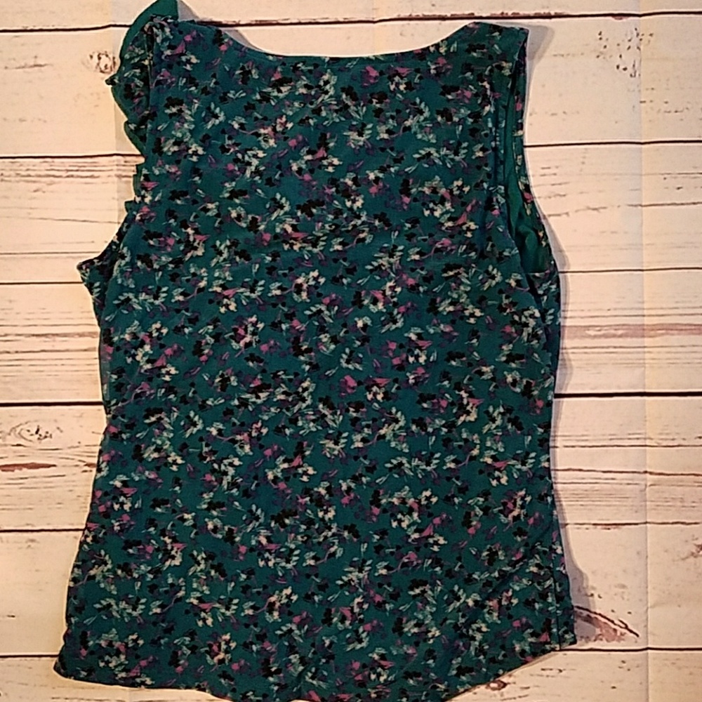 Elle Ruffle Top - Picture 4 of 6